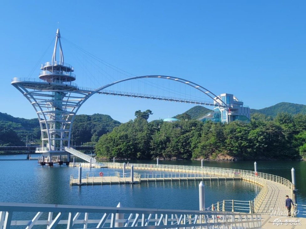 Exploring Cheongyang Skywalk: A Scenic Gem in South Korea_03