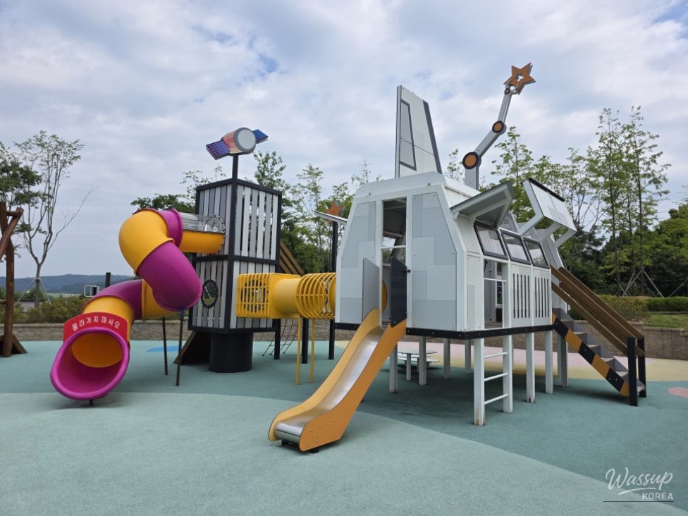 Exploring Jincheon Second Neighborhood Park_05