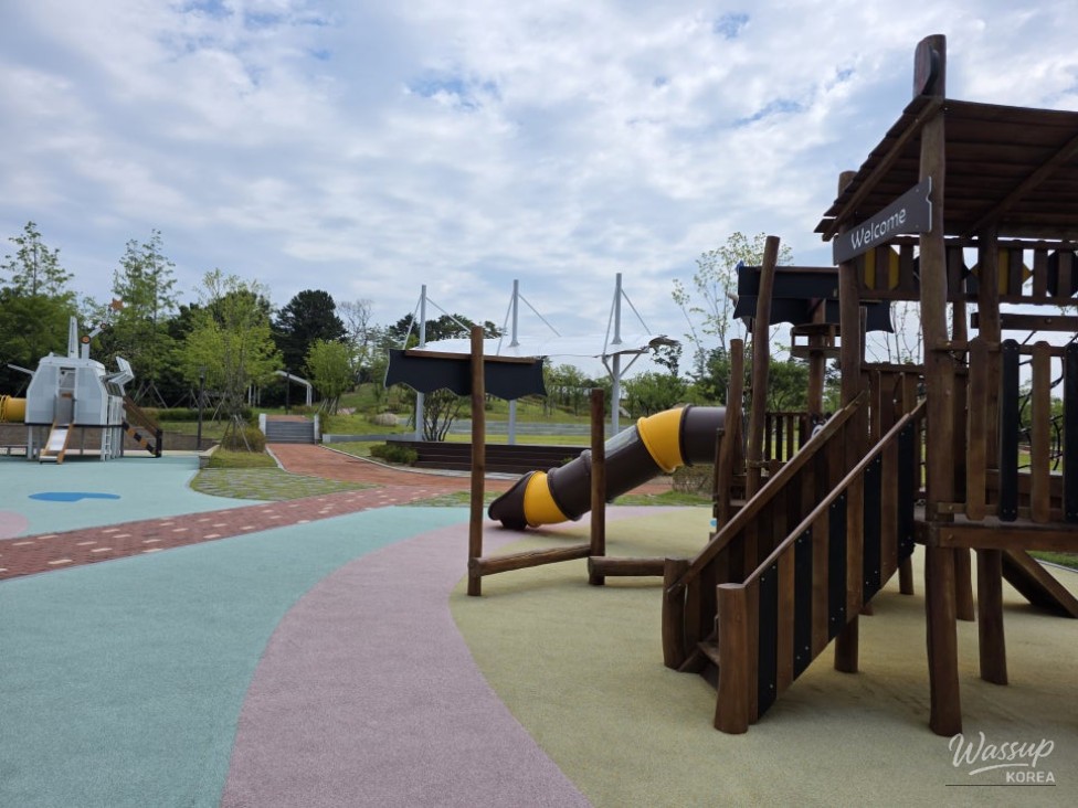 Exploring Jincheon Second Neighborhood Park_07