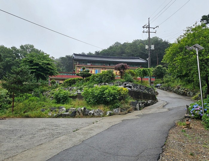 Finding Serenity at Seowonsa Temple float