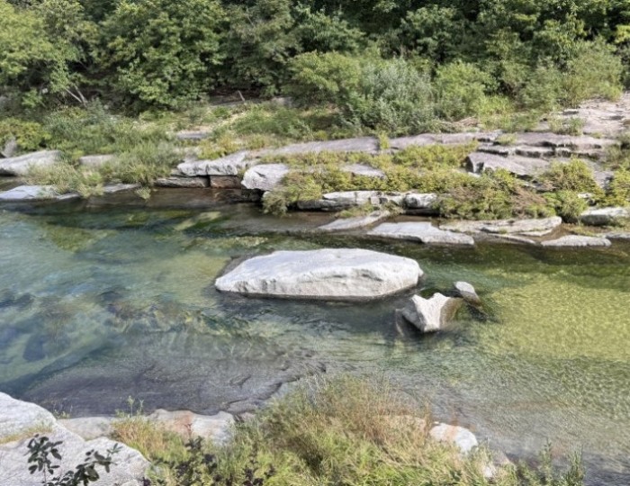 Exploring the Beauty of Wolsung Valley in Geochang float