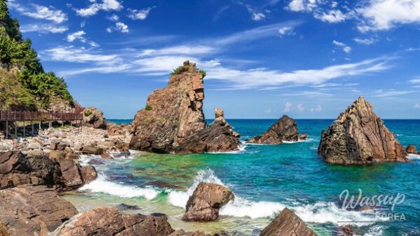 Explore Korea's Stunning Coastal Trails This Summer_03