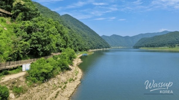 Discover the Hidden Beauty of Okcheon Hyangsuh Lake Trail_03