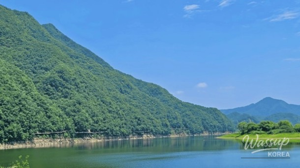 Discover the Hidden Beauty of Okcheon Hyangsuh Lake Trail_04