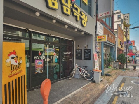 Exploring the Retro Vibe of Iksan's Cultural Arts Street_04
