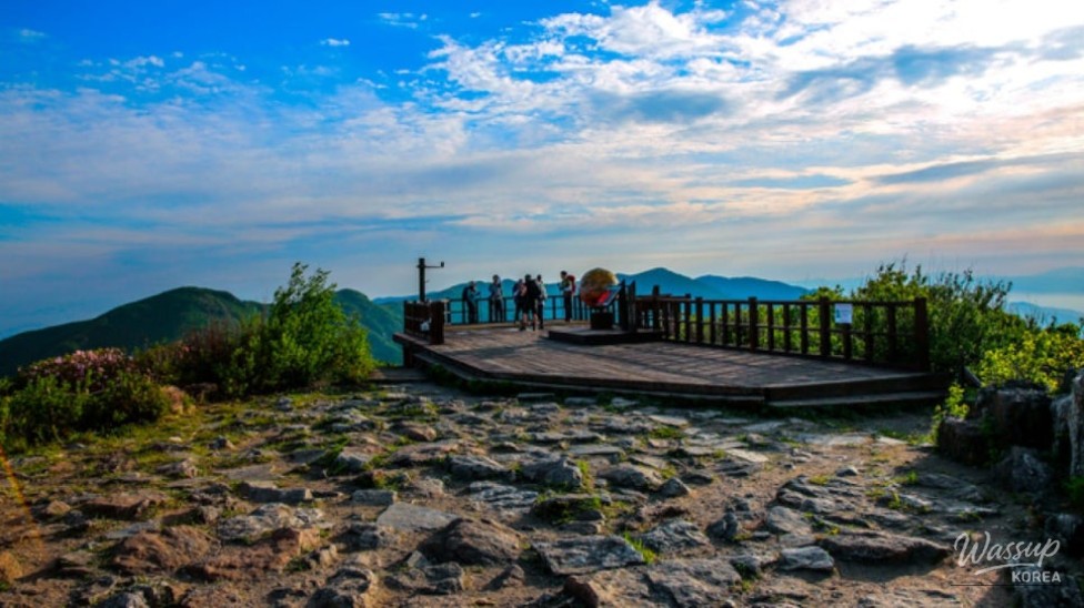 Exploring the Majestic Sobaeksan: A Summer Retreat_03