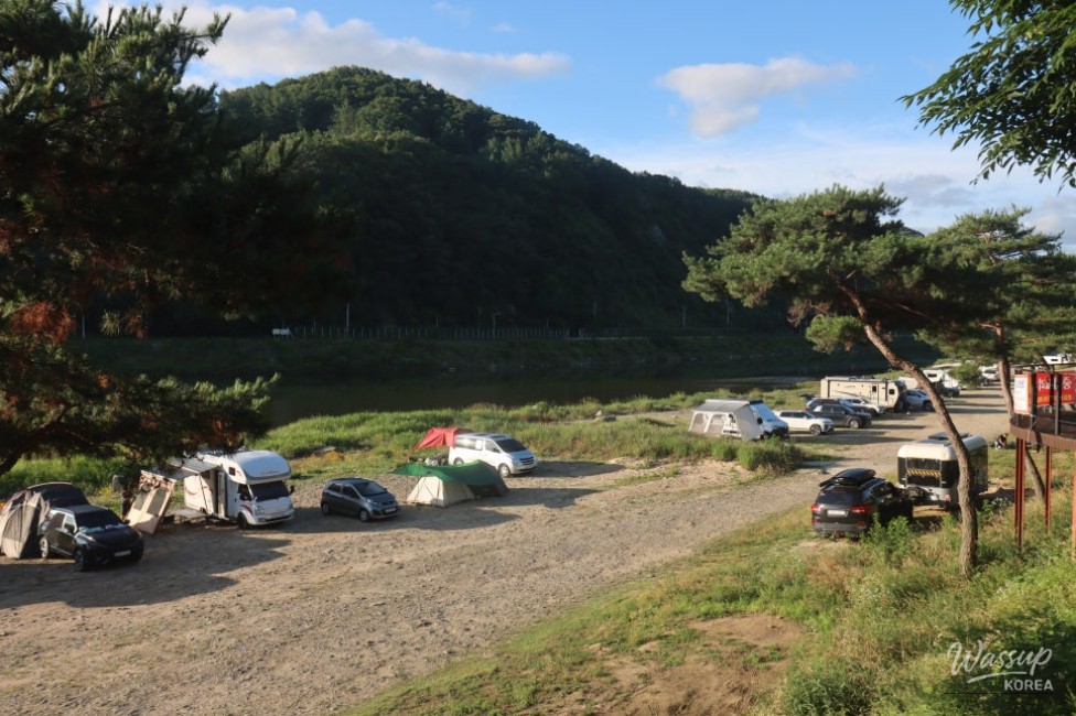 Exploring the Scenic Mokdo River Waterfront Park in Goesan_15