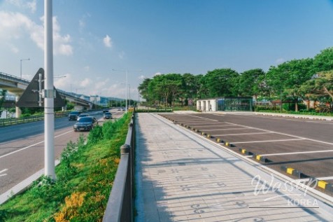 Seoul's First Scenic Rest Area on Expressway Opens_07
