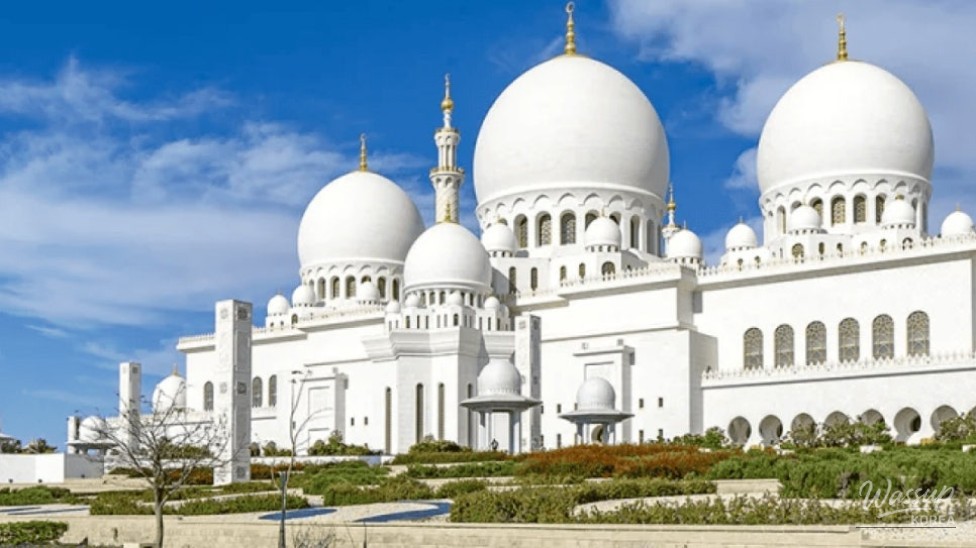 Experience the Allure of Dubai: A Perfect Winter Getaway_03