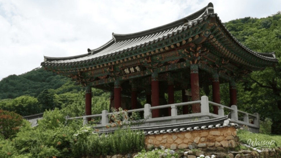Discovering the Serenity of Girimsa Temple and Yongyeon Waterfall_03