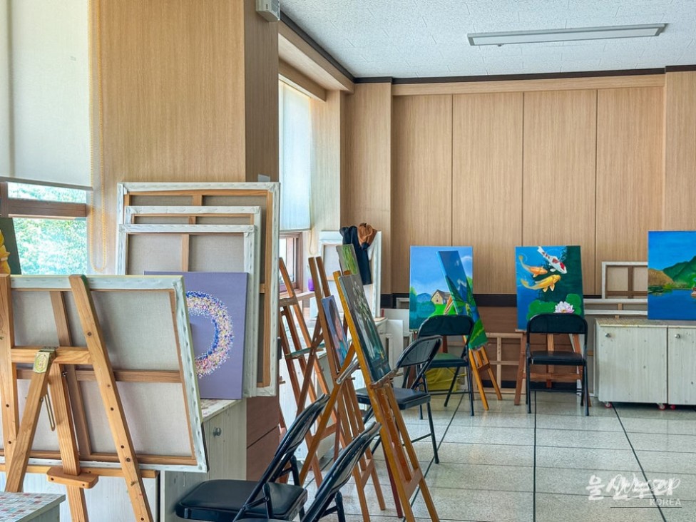 Exploring the Flower Rock Cultural Center in Ulsan_10