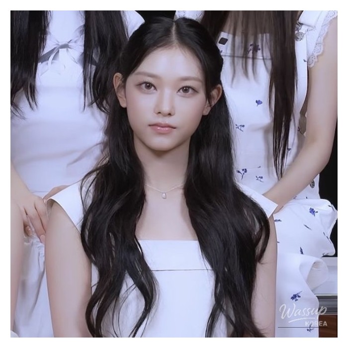 Exploring the Cat-like Visuals and Makeup of K-Pop Idols_02