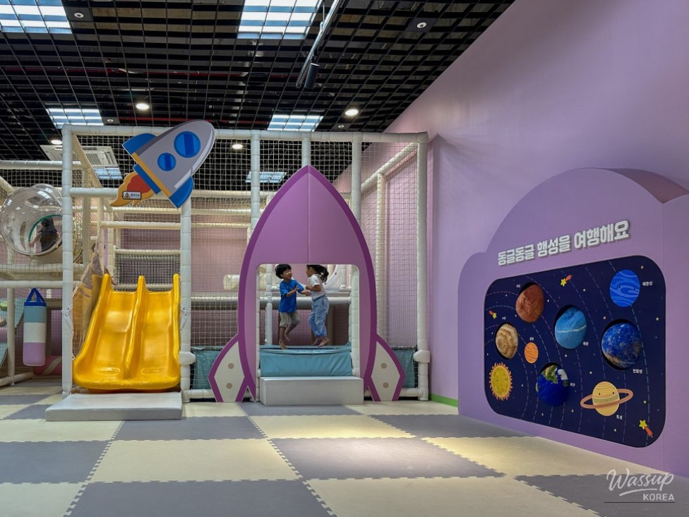 A Science Playground Perfect for Kids_05