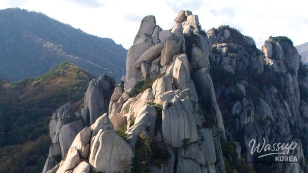 Exploring the Majestic Ulsan Rock in April_05