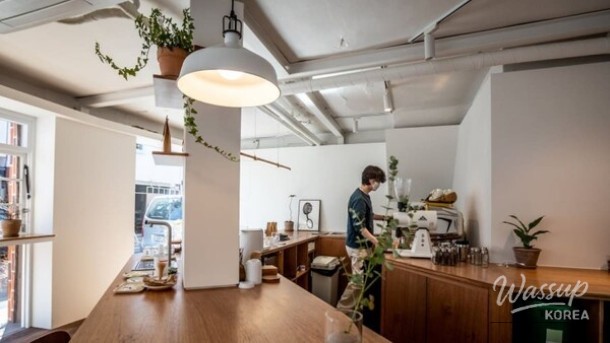 Transforming Your Weekend: Discovering Busan's Home Cafe Scene_03