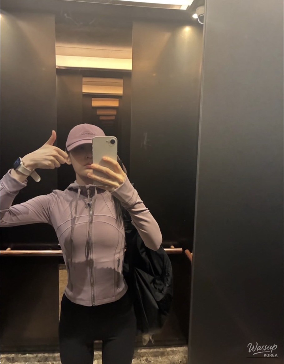 Kim Min-ha's Stylish Transformation After Weight Loss_11