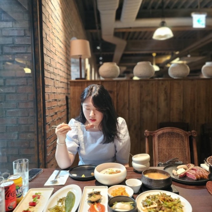 A Memorable Dining Experience in Seoul2432