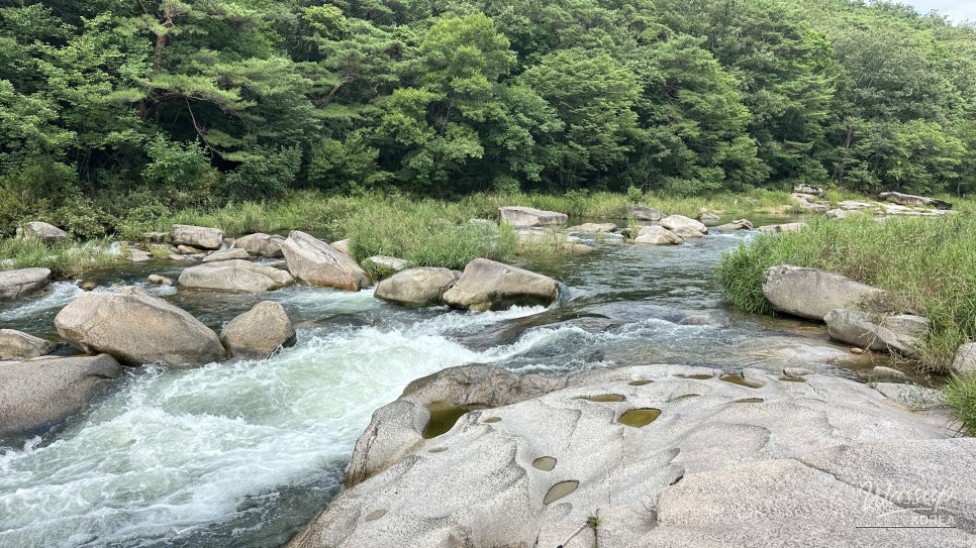 Discovering the Beauty of Huayang Valley in Summer_12