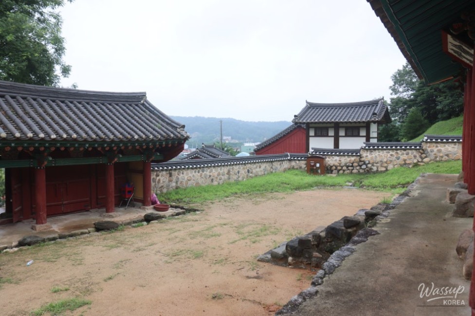 Exploring Cheong-an Hyanggyo: A Cultural Journey_09