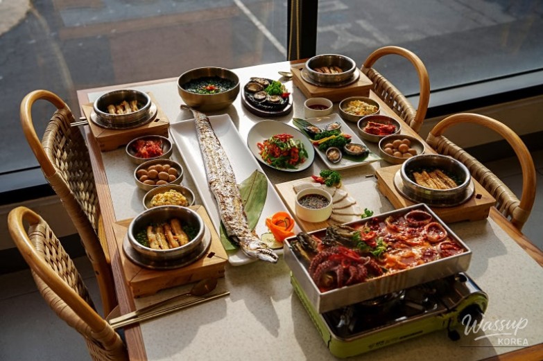 A Family Trip to Jeju Island: Dining at Gungseochae_03
