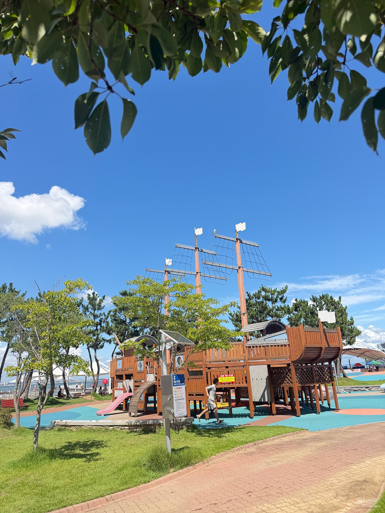 Exploring the Beautiful Sapgyoho Sea Garden in Dangjin_05