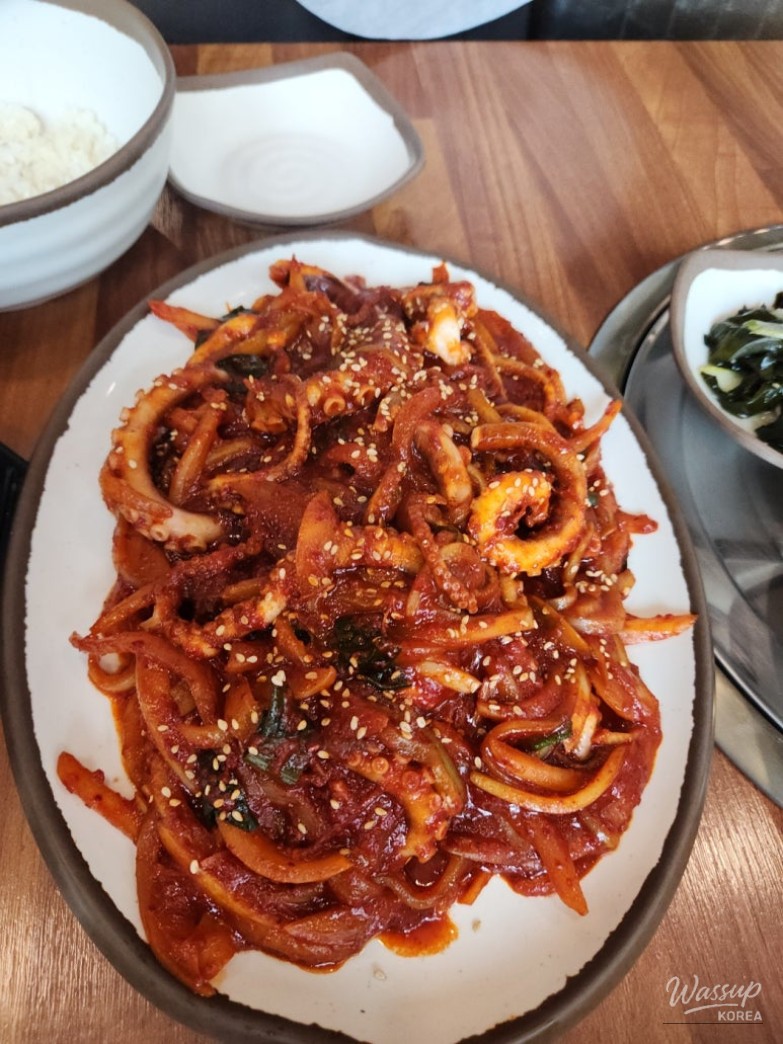 Delicious Spicy Octopus Stir-Fry at Palpal Octopus_09