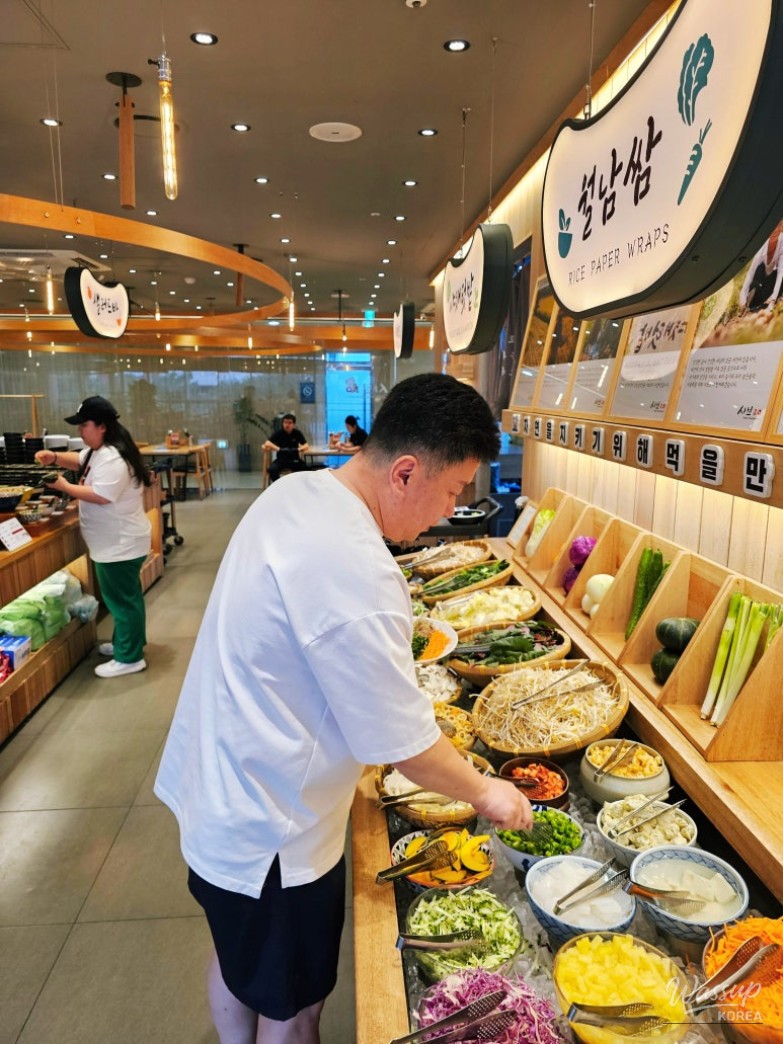 Delicious Family Dining Experience at Shabu 20 Haeundae_02