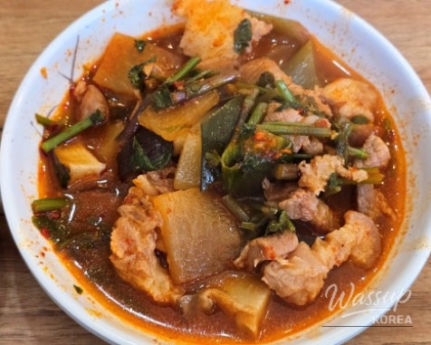Discovering the Unique Flavors of Mungyeong: Joksal Stew_08