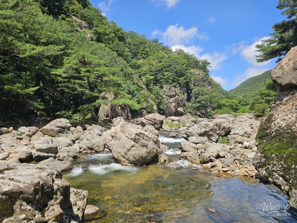 Refreshing Valley Water Play Spot: Unilam Banilam in Jinan_02