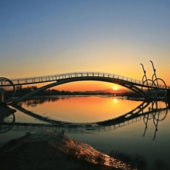 Exploring the Serene Shiheung Misaeng Bridge4912