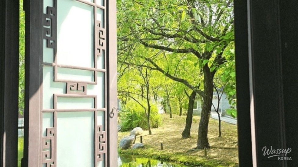 Discovering Suwon's Exotic Escape: Wolhwawon Garden_04