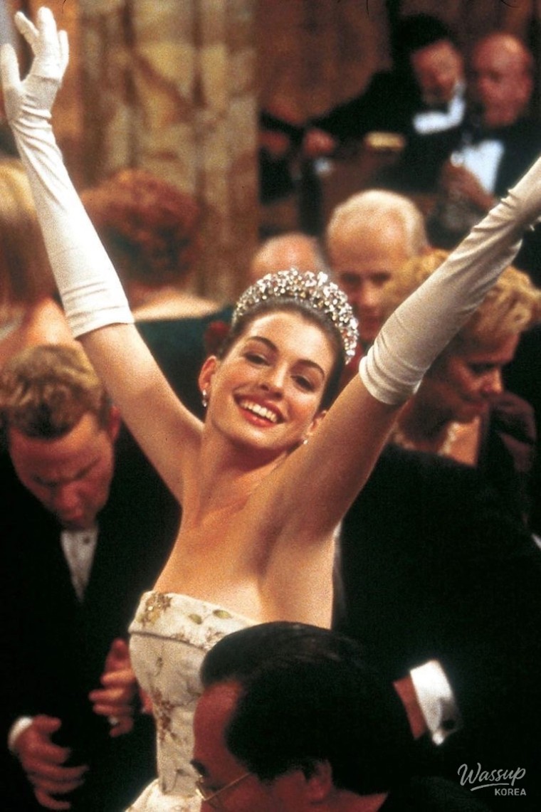 Anne Hathaway's Timeless Beauty Secrets_04