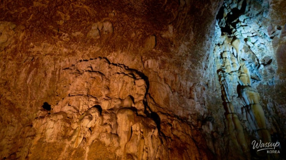 Discover the Cool Haven of Samcheok Hwanseongul Cave_04