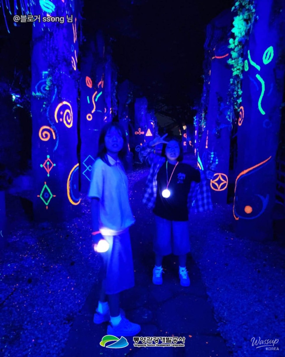 Exploring Tongyeong: A Summer Night Adventure_05