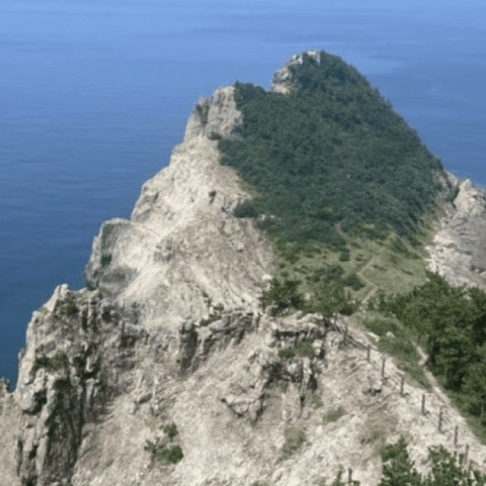 Discovering the Breathtaking Nabaron Sky Road on Chuja Island4946