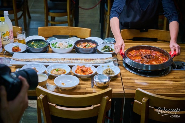 A Culinary Journey in Jeju: Must-Try Restaurants_01