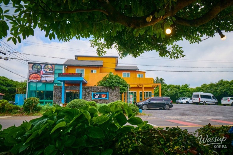 A Culinary Journey in Jeju: Must-Try Restaurants_03