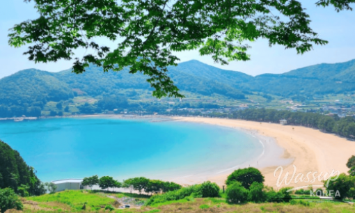 Discovering Jukdo Beach: A Hidden Gem for Summer Getaways_08