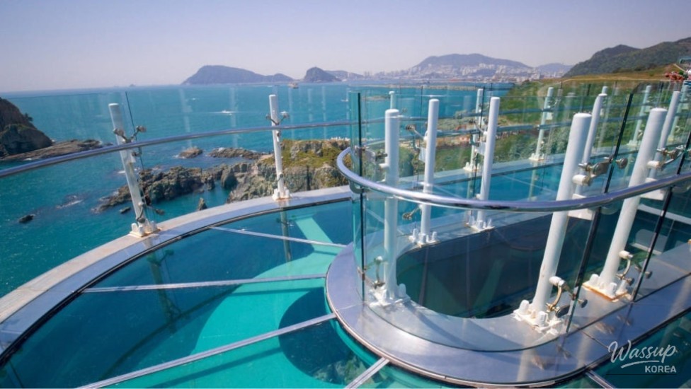 Exploring the Scenic Coastal Line of Busan: Yeongdo and Oryukdo_01