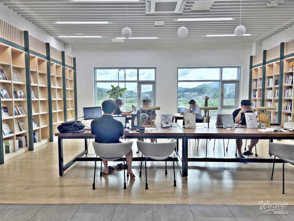 Enjoying a Refreshing Summer at the Libraries in Goesan_03