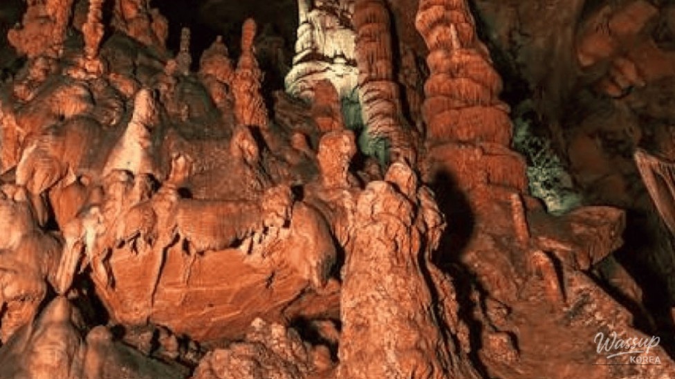 Exploring Pyeongchang's Baengnyeong Cave: A Unique Adventure_03