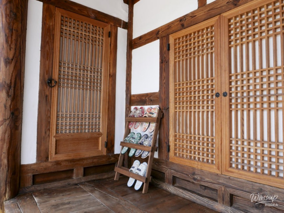 Experience Traditional Korean Living in Jinju's Seongsan Village_06