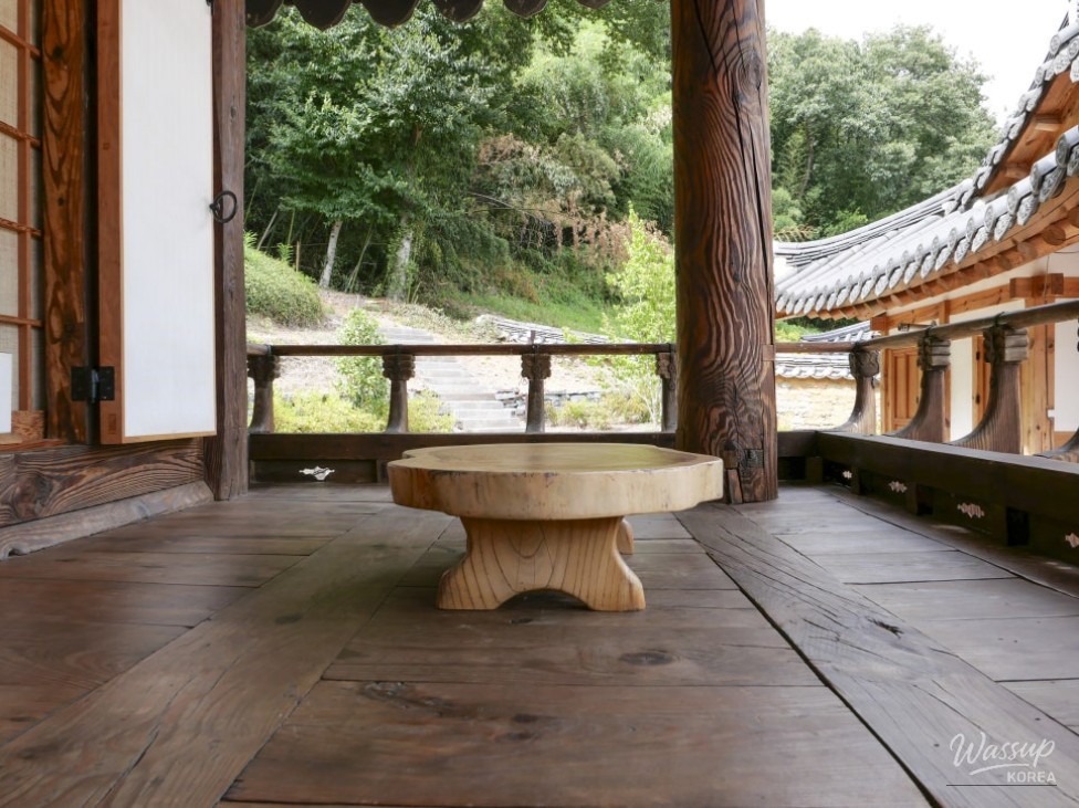 Experience Traditional Korean Living in Jinju's Seongsan Village_09