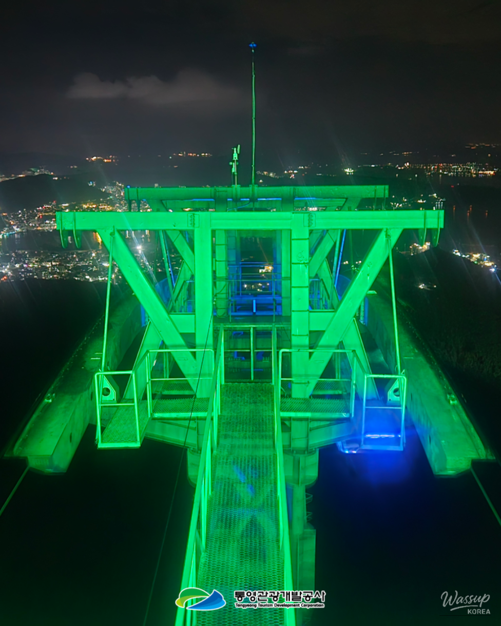 A Special Summer Night at Tongyeong Cable Car_06
