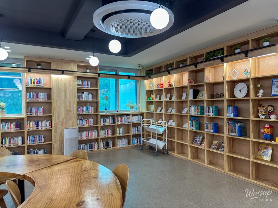 Exploring the Jincheon Education Library_11