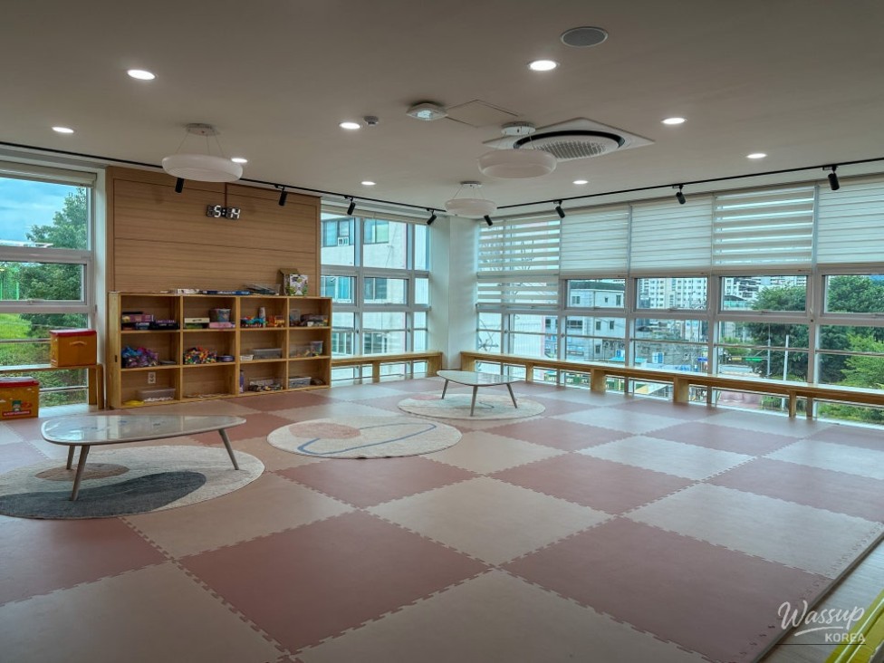 Exploring the Jincheon Education Library_16