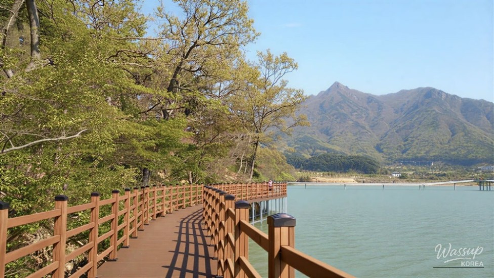 The Serene Beauty of Mirsaem Bridge_02