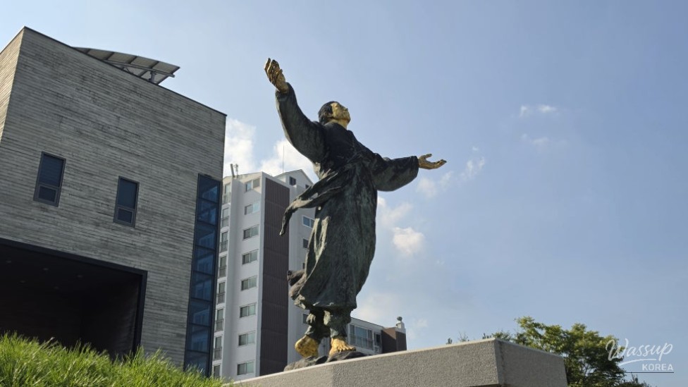 Exploring the Posedong Jo Myung-hee Literary Museum in Jincheon_04