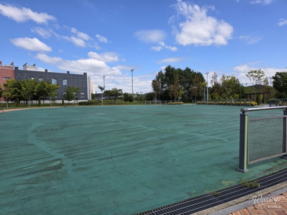 Discovering Jincheon Dolsil Park: A Family-Friendly Retreat_12