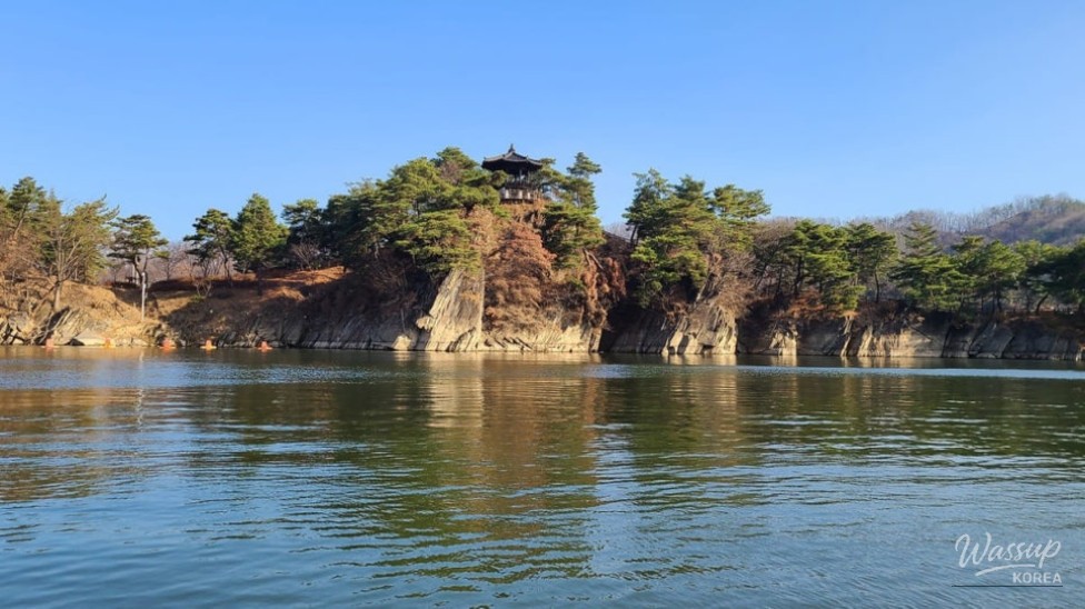 Discovering the Beauty of Gu-Rye Hwaeomsa Temple in Spring_03